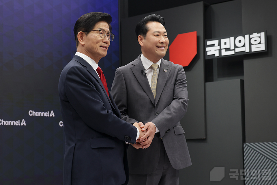 제목 노출 영역입니다 이미지