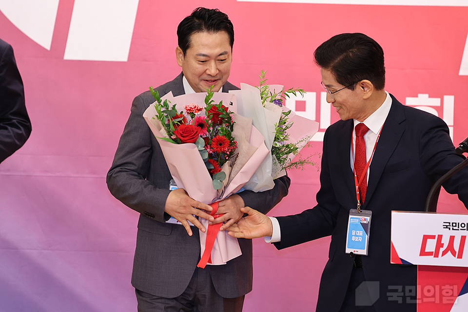 제목 노출 영역입니다 이미지