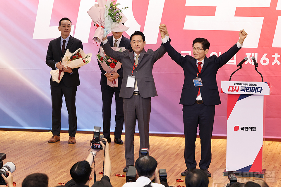 제목 노출 영역입니다 이미지