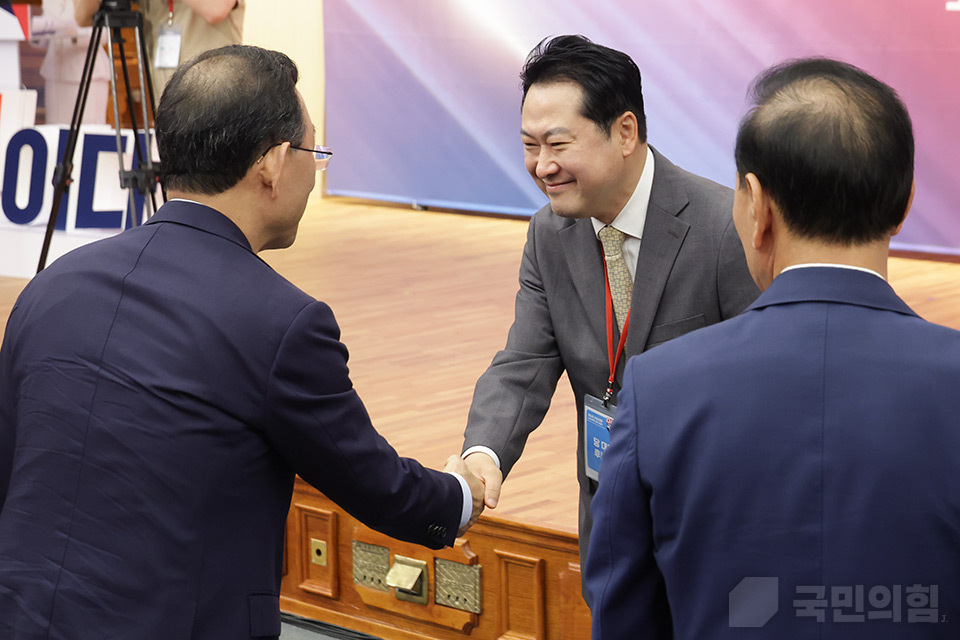 제목 노출 영역입니다 이미지
