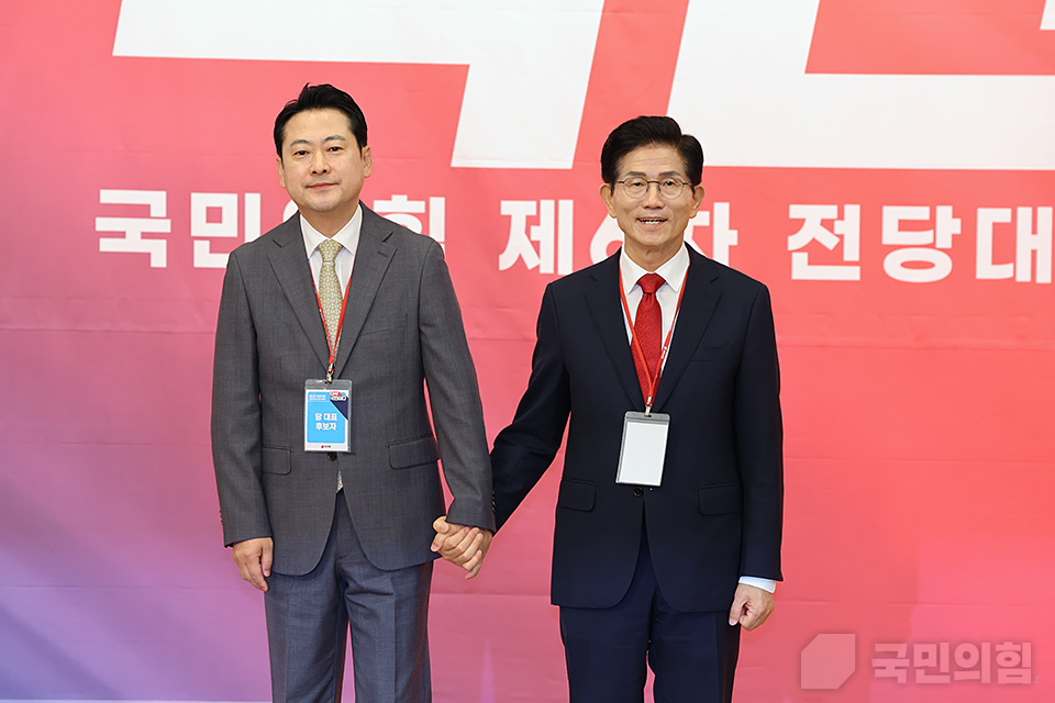 제목 노출 영역입니다 이미지