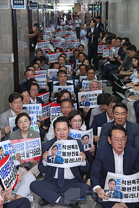 제목 노출 영역입니다 이미지