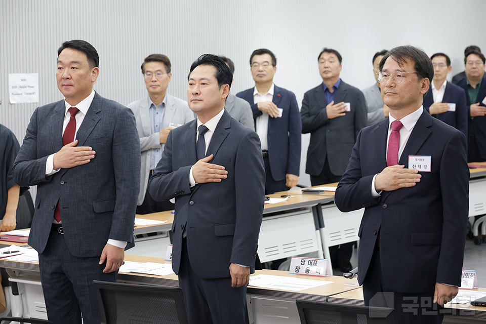 제목 노출 영역입니다 이미지