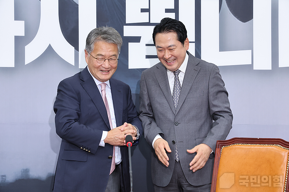 제목 노출 영역입니다 이미지