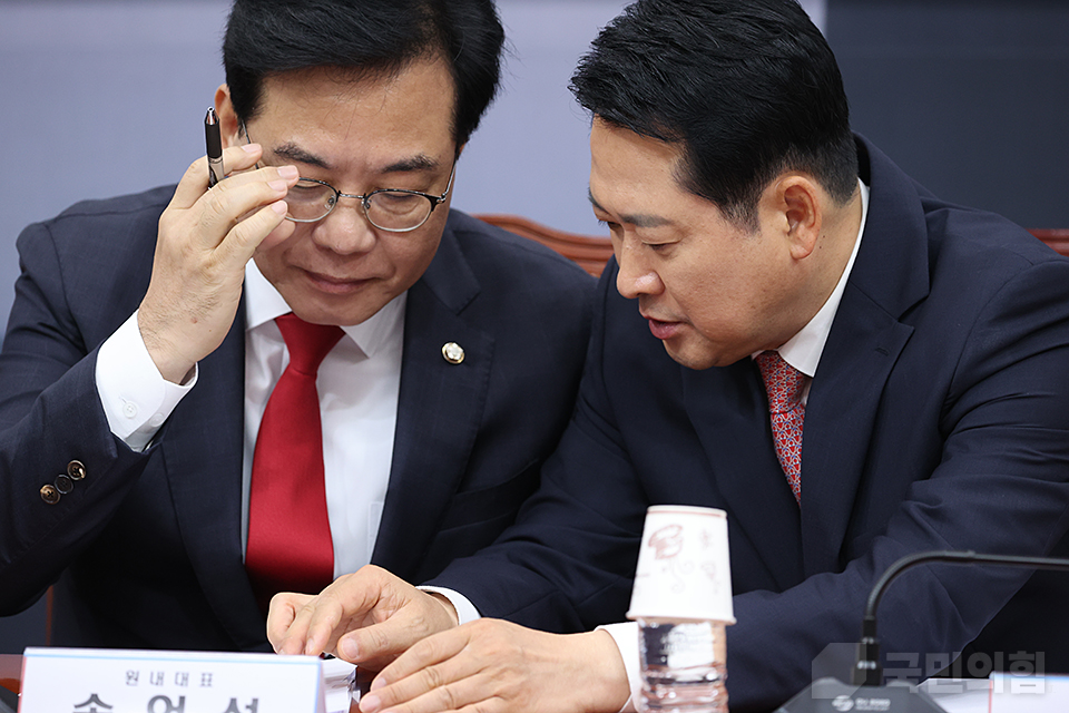 제목 노출 영역입니다 이미지