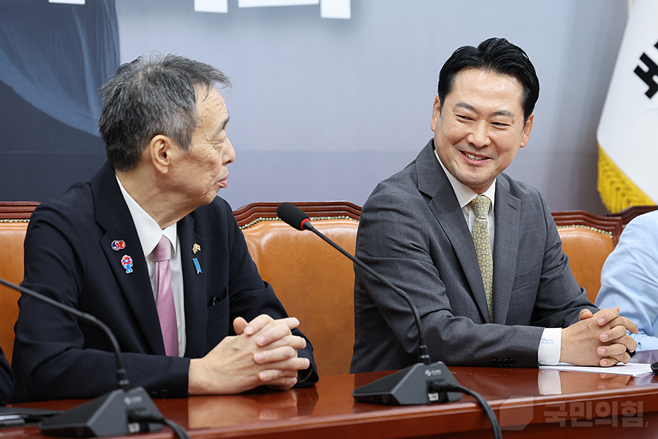제목 노출 영역입니다 이미지