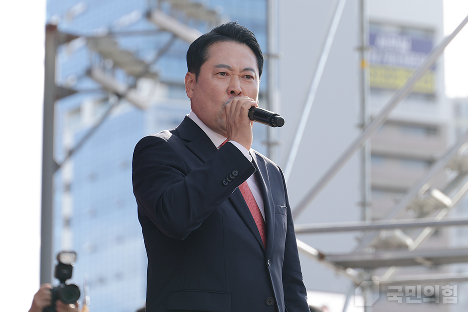 제목 노출 영역입니다 이미지