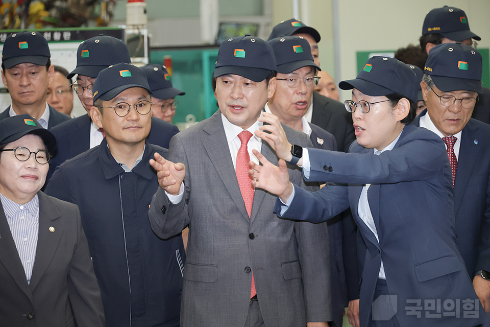 제목 노출 영역입니다 이미지