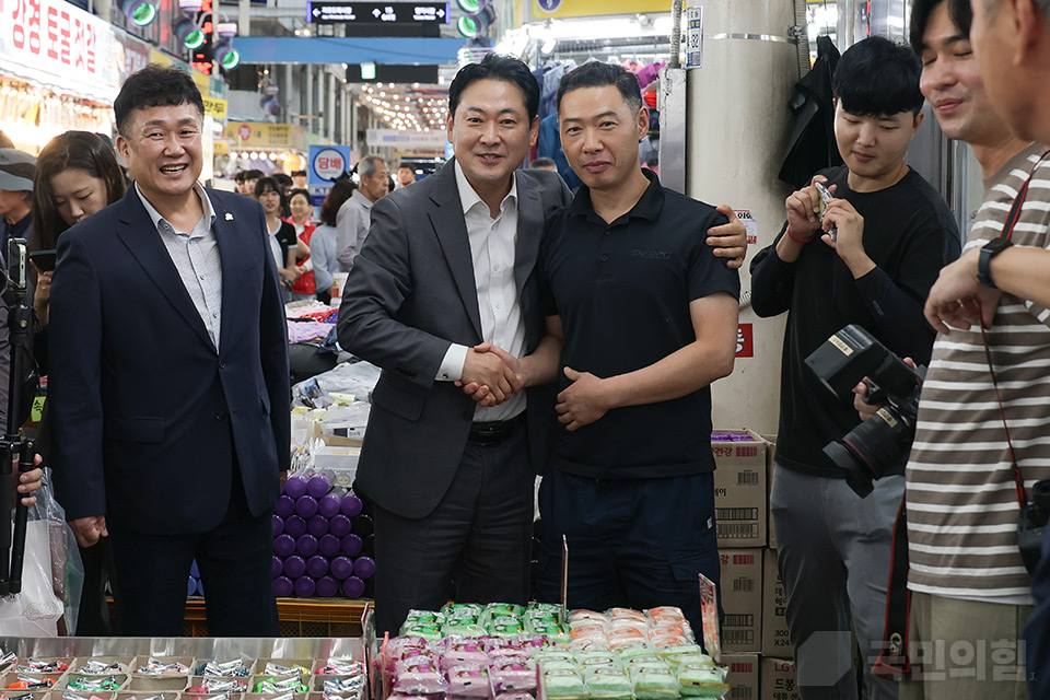제목 노출 영역입니다 이미지