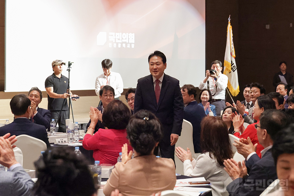 제목 노출 영역입니다 이미지