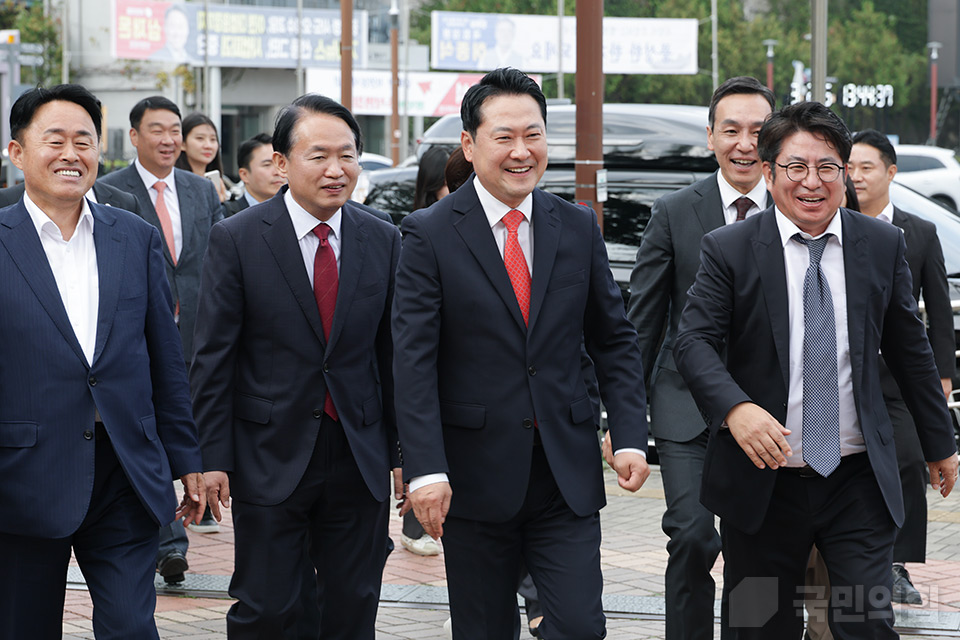 제목 노출 영역입니다 이미지