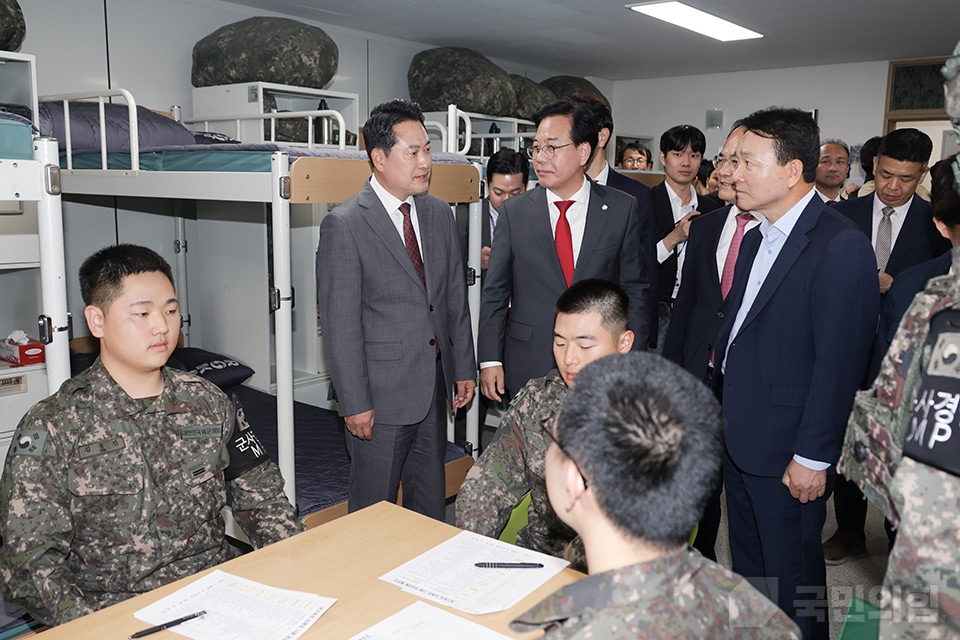 제목 노출 영역입니다 이미지