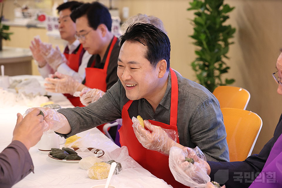 제목 노출 영역입니다 이미지