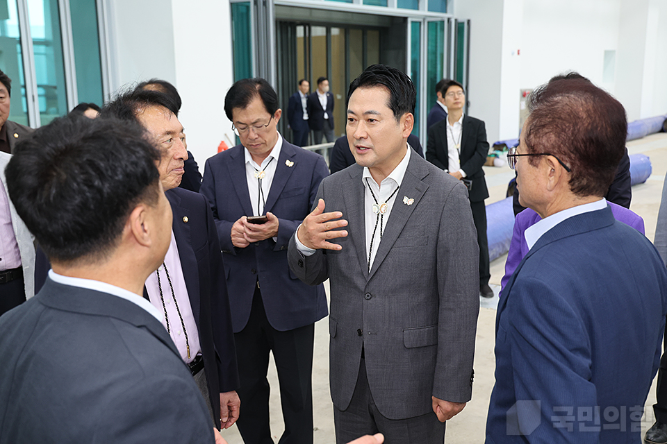 제목 노출 영역입니다 이미지