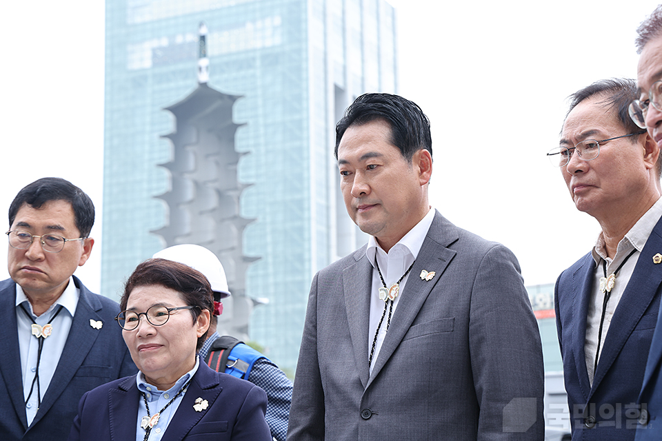 제목 노출 영역입니다 이미지
