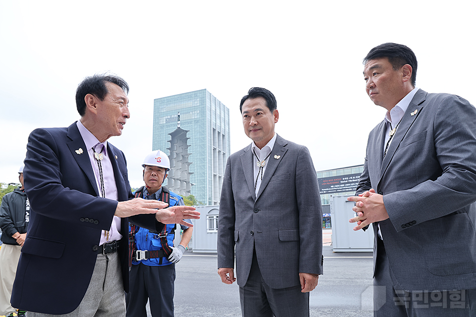 제목 노출 영역입니다 이미지