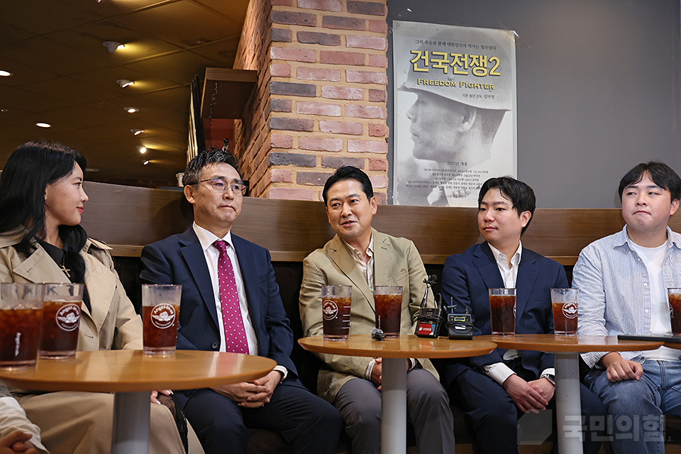 제목 노출 영역입니다 이미지