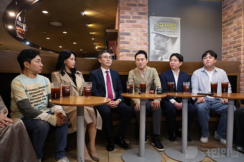 제목 노출 영역입니다 이미지
