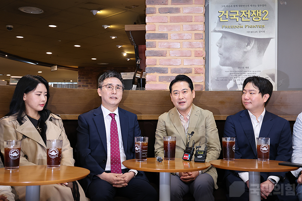 제목 노출 영역입니다 이미지
