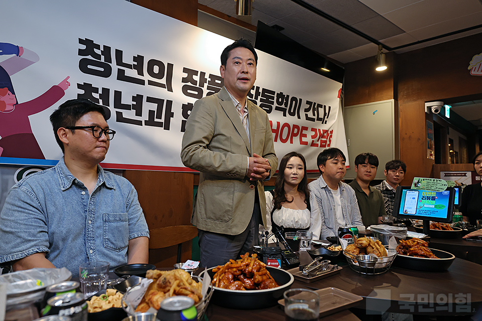 제목 노출 영역입니다 이미지
