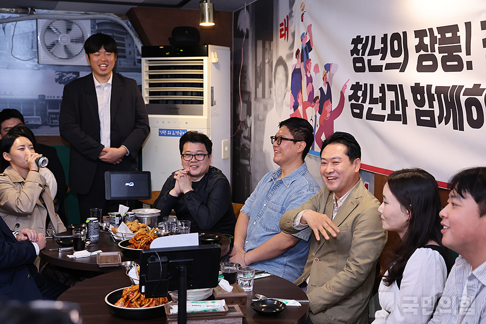 제목 노출 영역입니다 이미지