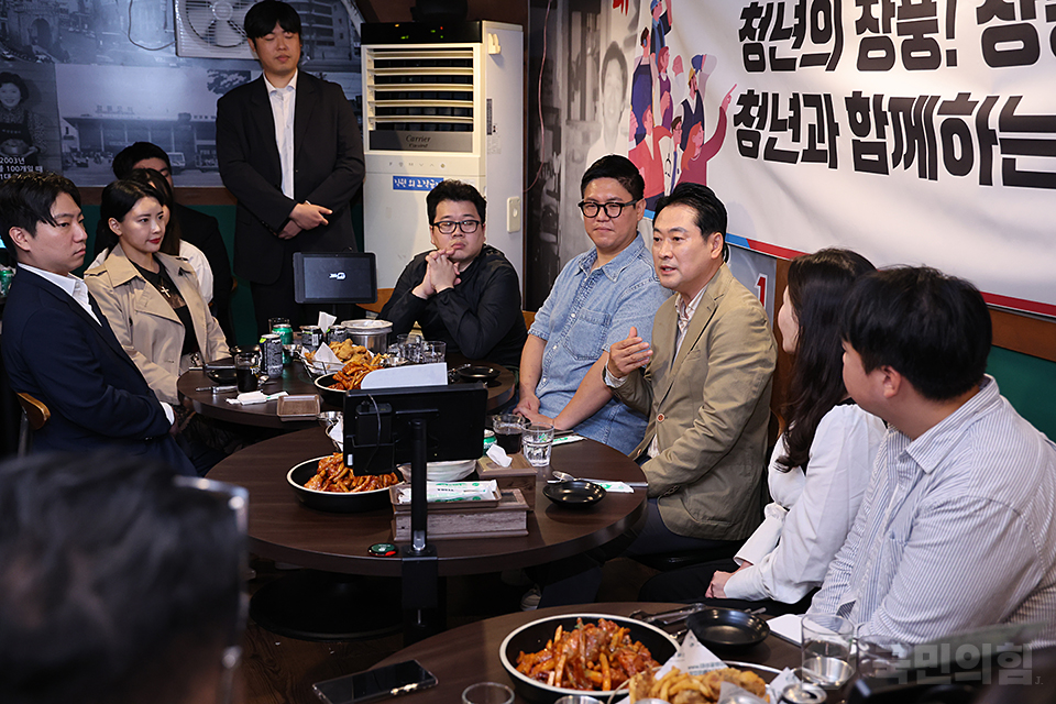 제목 노출 영역입니다 이미지