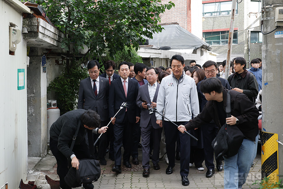 제목 노출 영역입니다 이미지