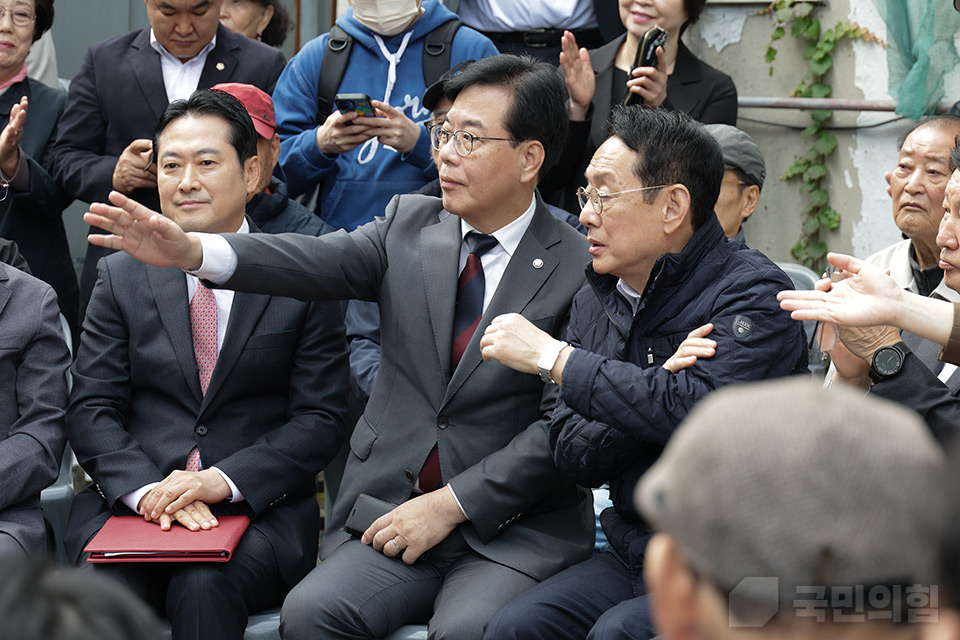 제목 노출 영역입니다 이미지