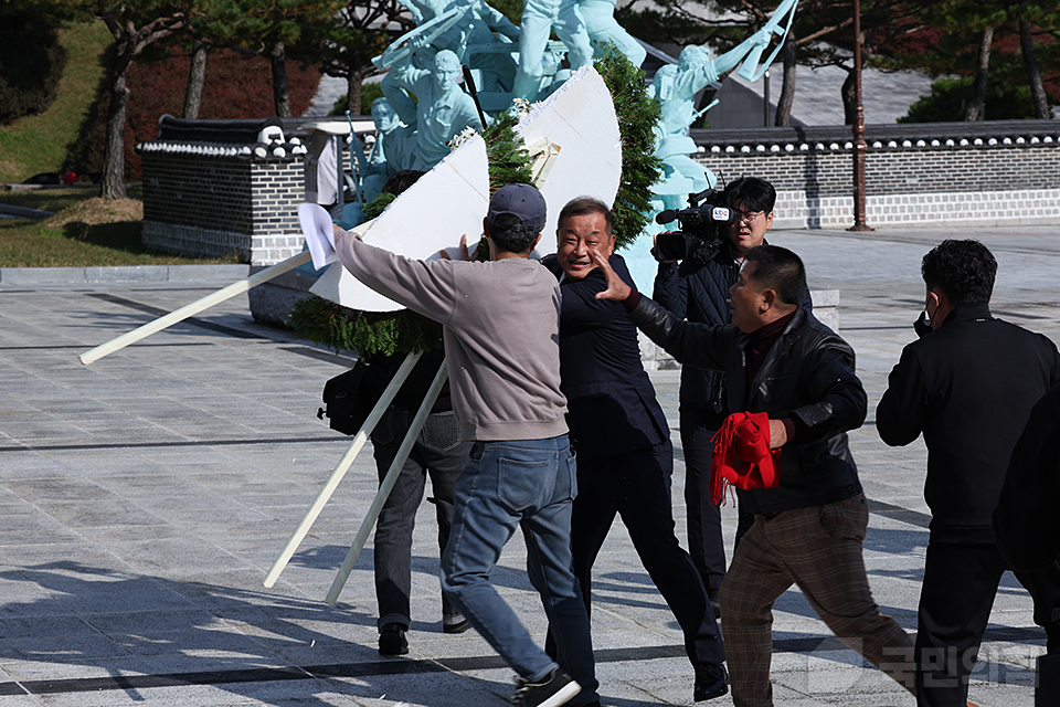 제목 노출 영역입니다 이미지