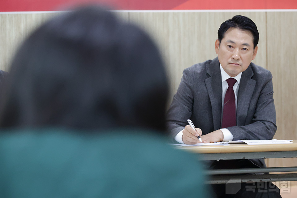 제목 노출 영역입니다 이미지