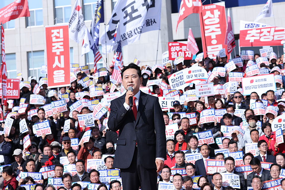 제목 노출 영역입니다 이미지