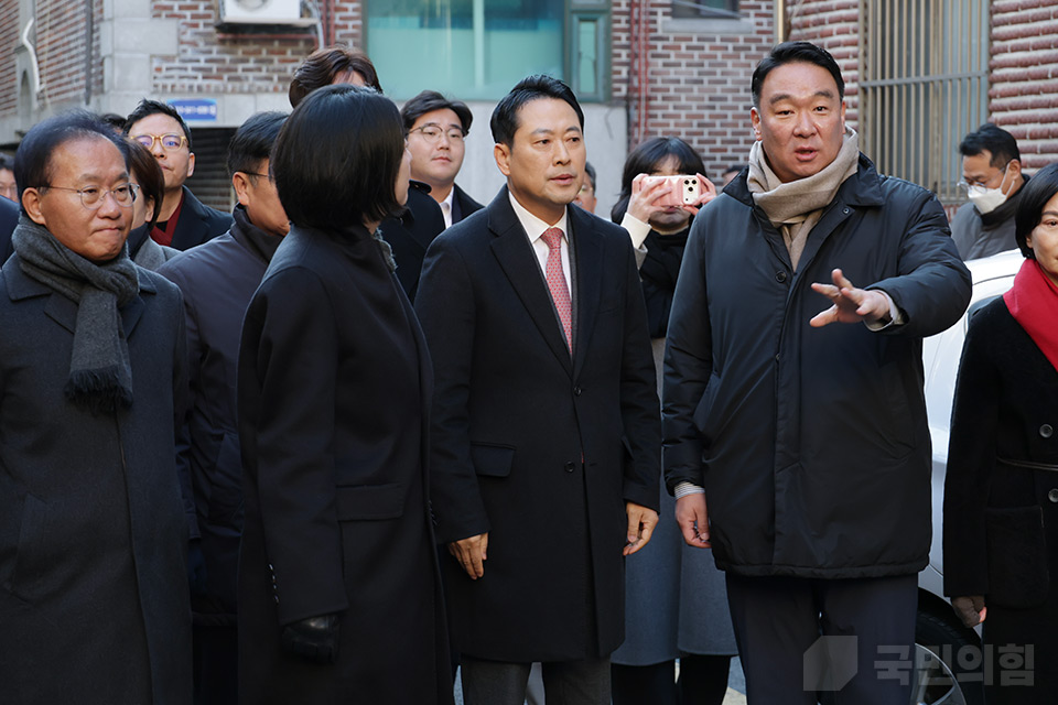 제목 노출 영역입니다 이미지