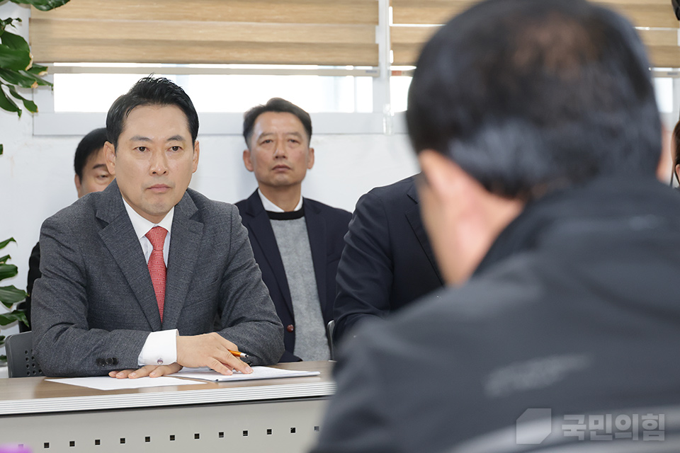 제목 노출 영역입니다 이미지