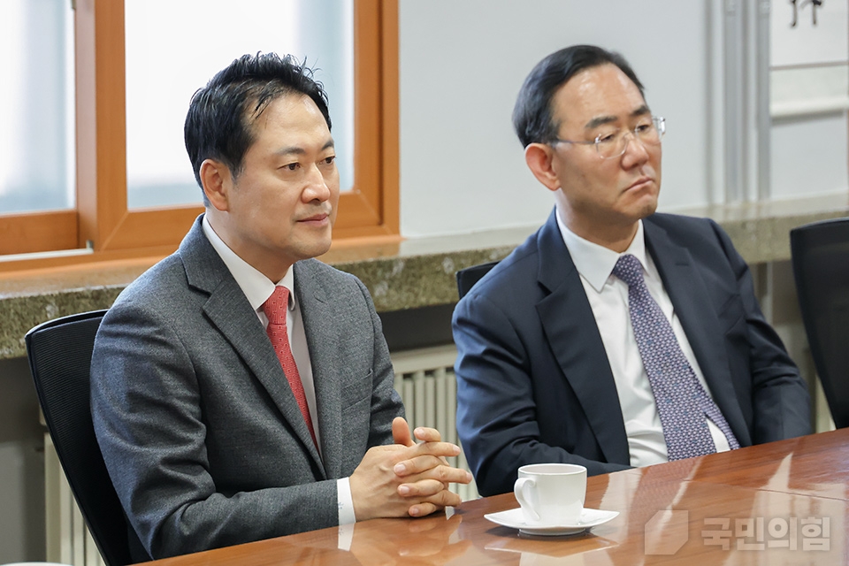 제목 노출 영역입니다 이미지