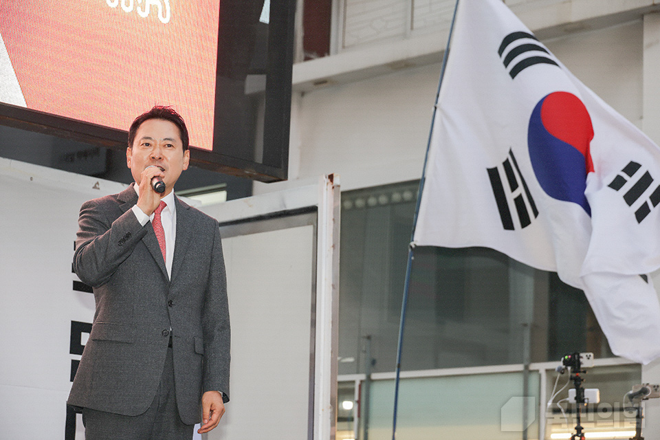 제목 노출 영역입니다 이미지