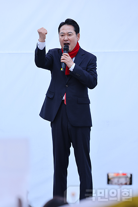 제목 노출 영역입니다 이미지