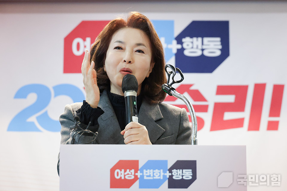 제목 노출 영역입니다 이미지