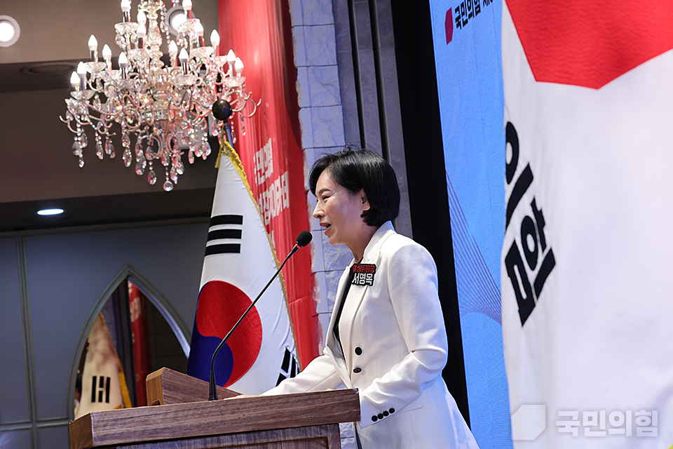 제목 노출 영역입니다 이미지