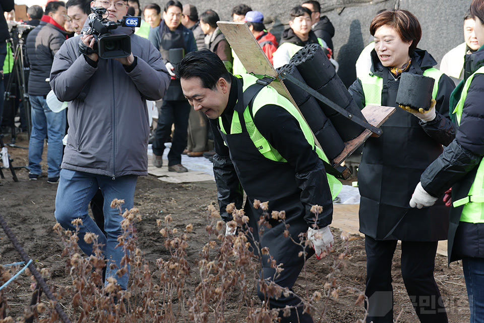 제목 노출 영역입니다 이미지