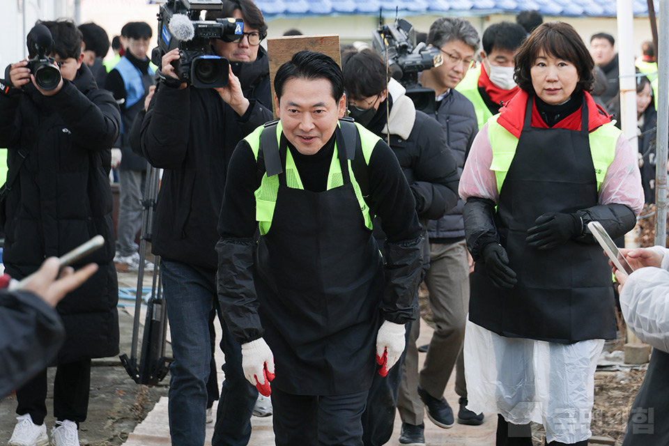 제목 노출 영역입니다 이미지