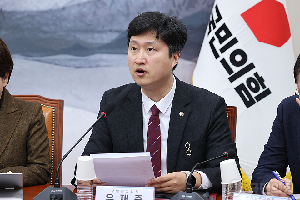 제목 노출 영역입니다 이미지