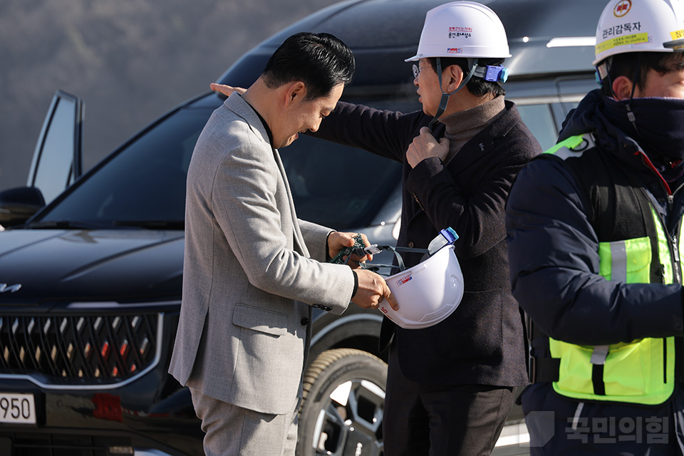 제목 노출 영역입니다 이미지