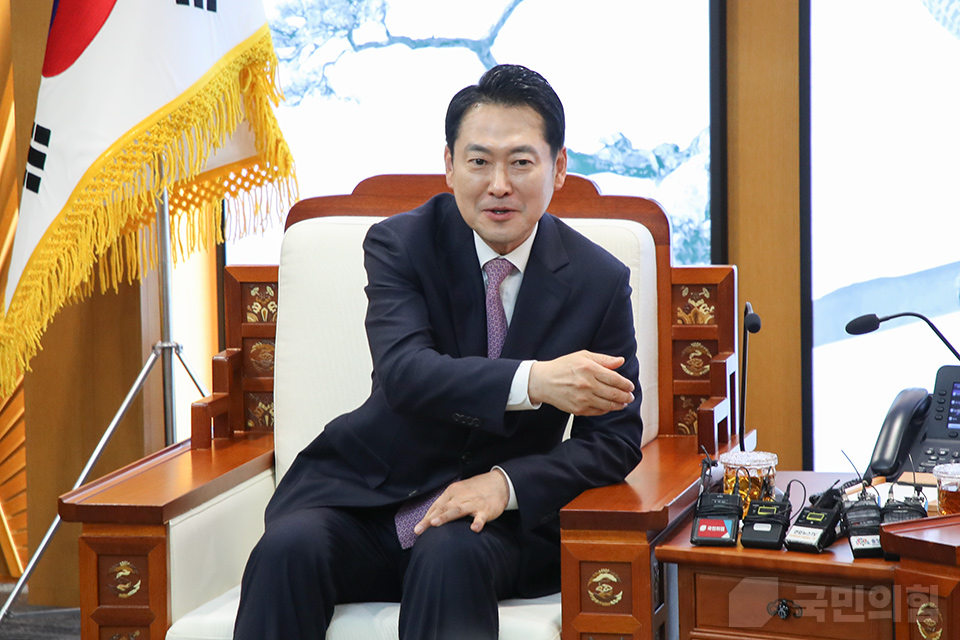 제목 노출 영역입니다 이미지
