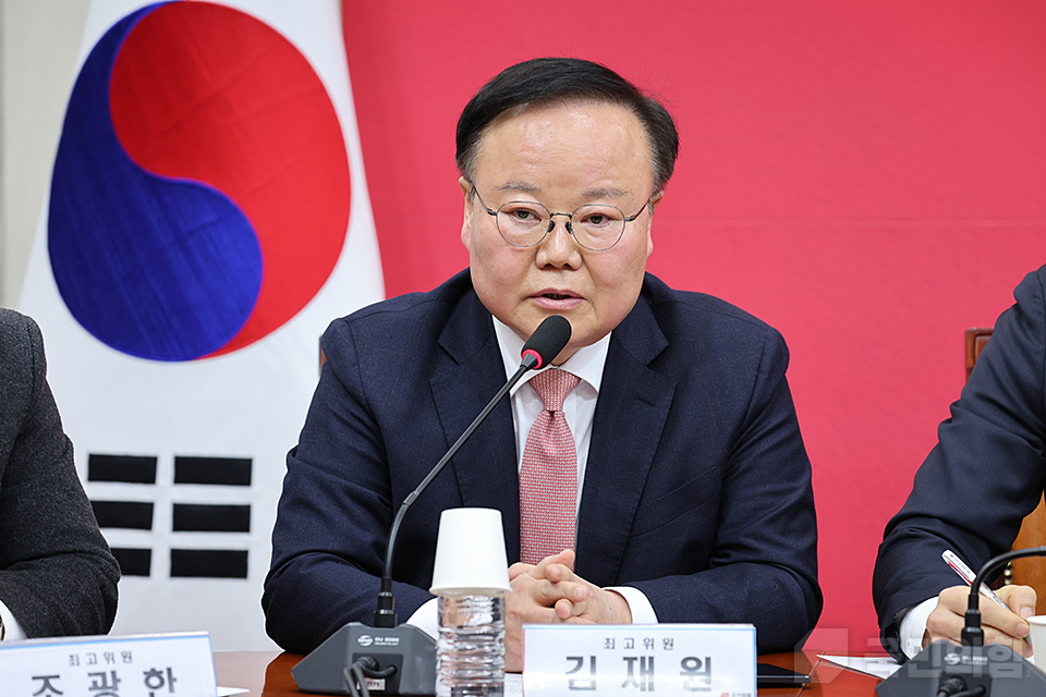 제목 노출 영역입니다 이미지