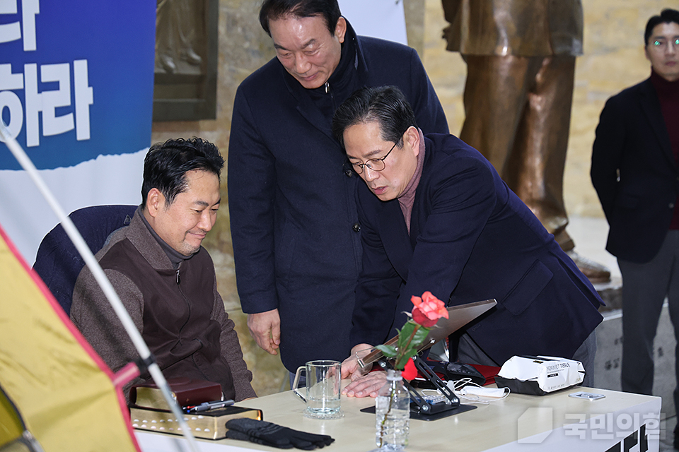 제목 노출 영역입니다 이미지