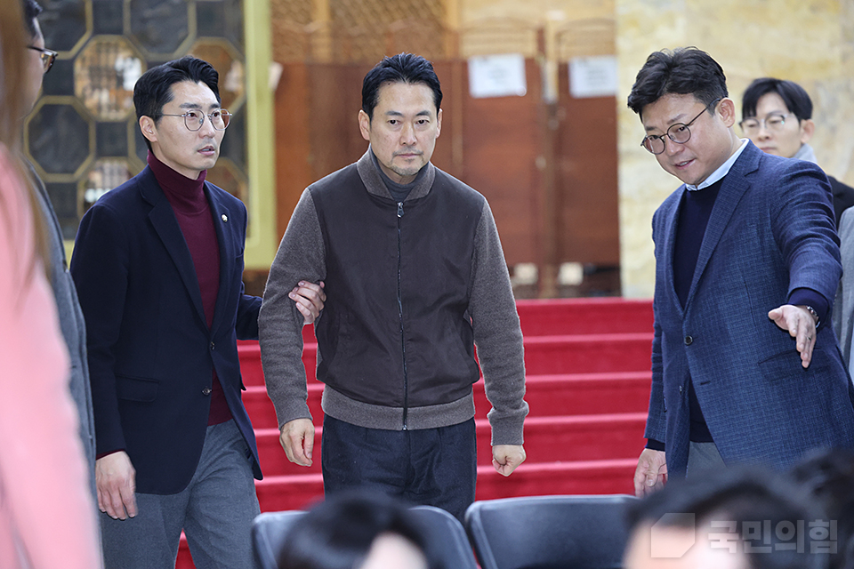 제목 노출 영역입니다 이미지
