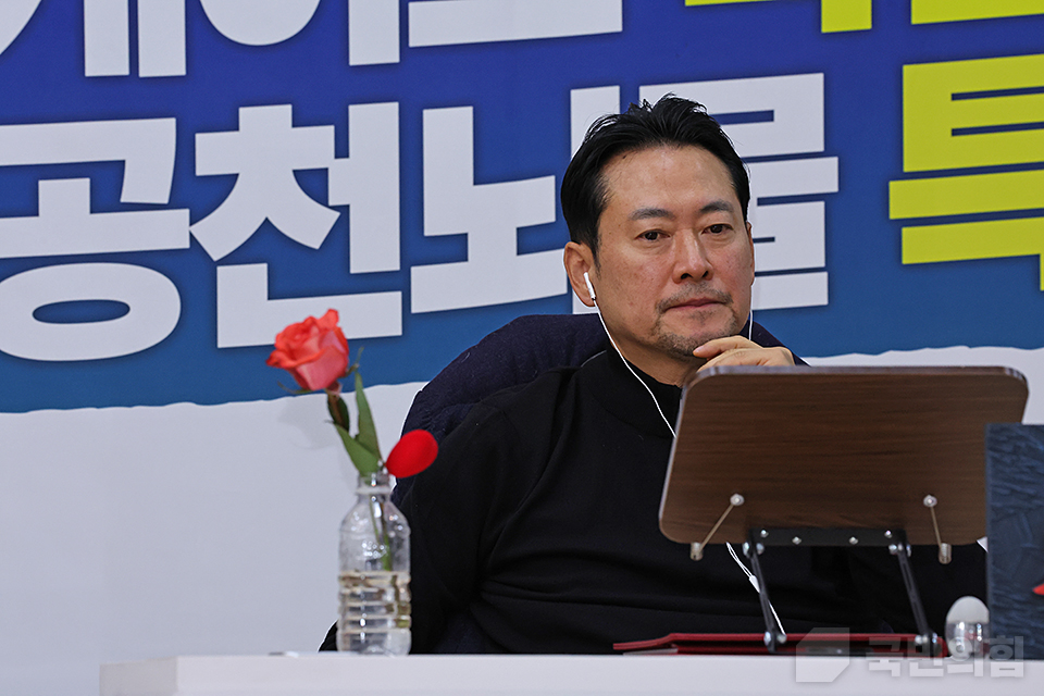 제목 노출 영역입니다 이미지