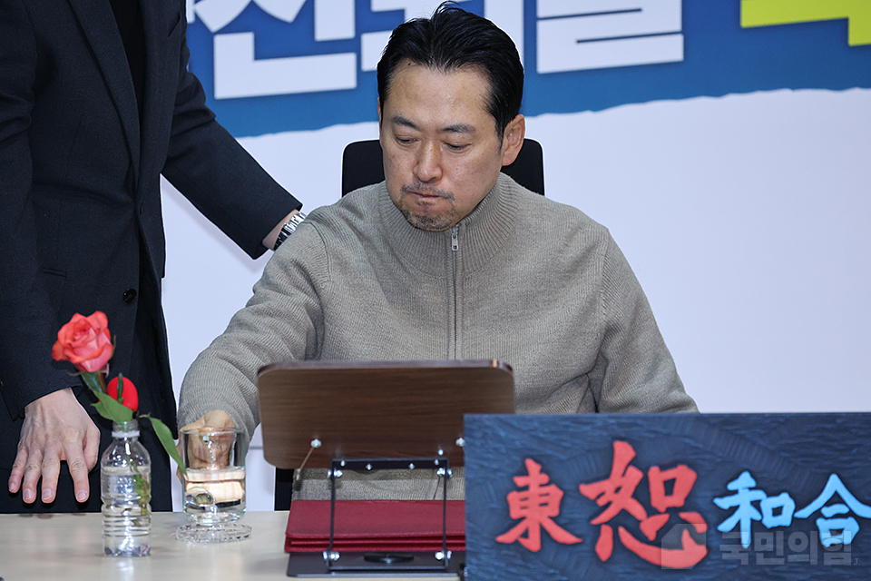 제목 노출 영역입니다 이미지