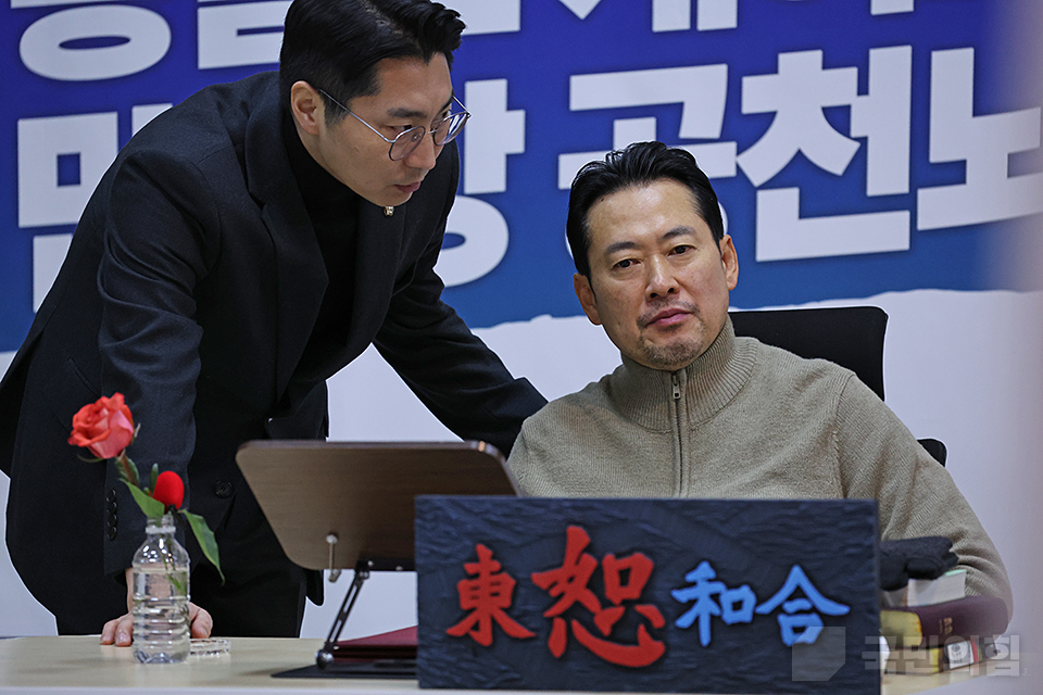 제목 노출 영역입니다 이미지