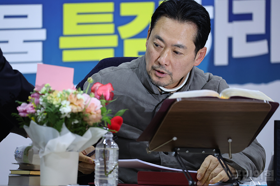 제목 노출 영역입니다 이미지
